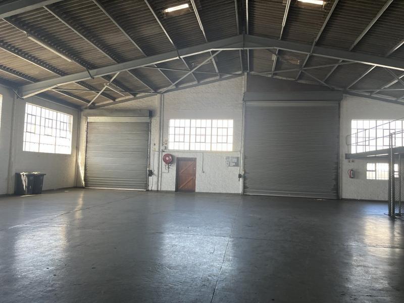 To Let Commercial Property for Rent in Paarden Eiland Western Cape